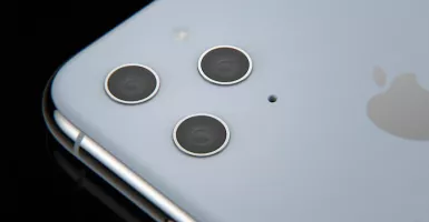 Penampakan iPhone 11 Triple Camera, Mirip Curse Mark Sasuke