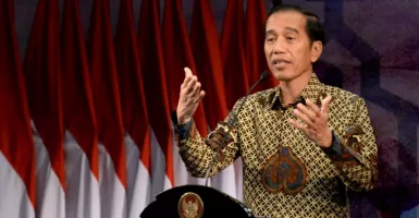 Libur Akhir Pekan, Jokowi Nge-mal Bareng 2 Malaikat