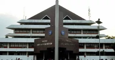 Dosen IPB Simpan Puluhan Bom Molotov di Rumahnya