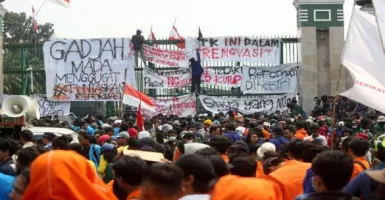 Pengamat: Larangan Demonstrasi Mencegah Penumpang Gelap