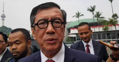 Yasonna Laoly Mundur, Warganet: Sekalian Pak Wiranto Diajak