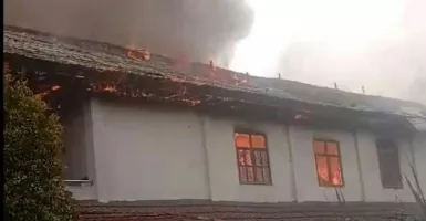 Iseng Main Api, Asrama Mahasiswa Papua di Tomohon Ludes Terbakar