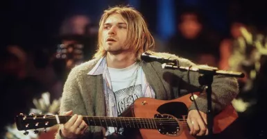 Wow! Kardigan Kurt Cobain Laku Terjual Rp 4,68 Miliar