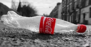 Hebat, Coca Cola Juara Penghasil Sampah Terbesar di Dunia 