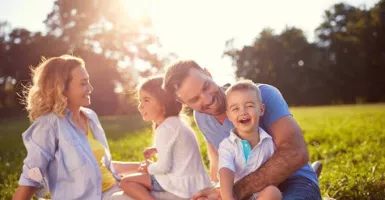 5 Tips Agar Keluarga Makin Harmonis, Nomor 4 Susah Dilakukan!