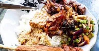 Nasi Kotaraja, Kuliner Khas Lombok yang Bikin Nagih