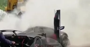 Waduh, Lamborghini Batman Milik Raffi Ahmad Ludes Terbakar