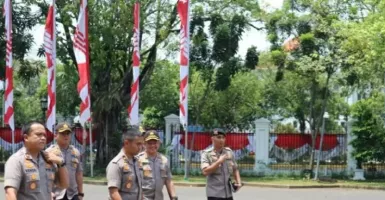 2 Keanehan Kapolri Tito Karnavian saat Menghadap Jokowi