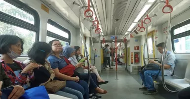 Malam Tahun Baru, LRT Jakarta Tambah Jam Operasional