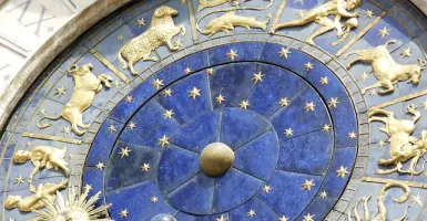 Ramalan Zodiak Akhir Tahun: Capricorn Harus Mengalah, Lainnya?