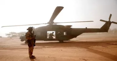 Insiden Tabrakan Helikopter, 13 Tentara Perancis Tewas 