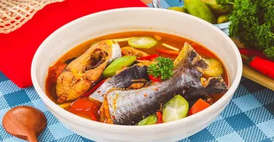 Sajian Spesial Sup Ikan Cakalang Bumbu Kuning, Coba Resep Ini!