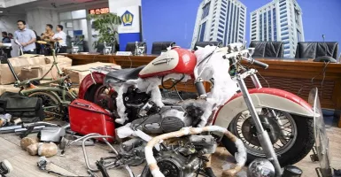KPK Harus Usut Penyelundupan Harley Davidson Milik Ari Askhara