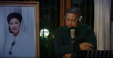 Ini Lirik Seruling Lembah Sunyi, Lagu Rindu SBY untuk Ibu Ani