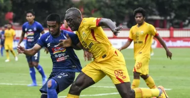 Bhayangkara FC vs Arema FC 1-0, Mantan Tega Beri Luka