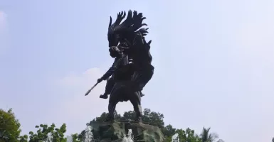Pose Patung Kuda di Patung Pahlawan Ternyata ada Maknanya Loh!