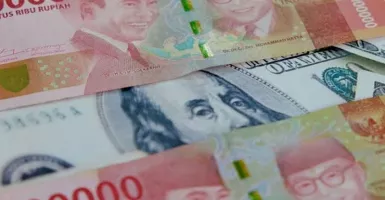 IDR/USD 30 April: Jual Dolar di Bank? Sudah di Bawah Rp 15.000 Lo