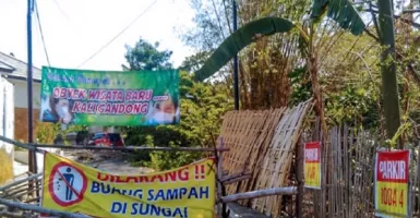 Warga Buka Lokasi 'Wisata Bau Busuk' Kali Gandong