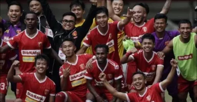 Liga 1, Persib Bandung Tahan Laju 'Cula' Perseru Badak Lampung