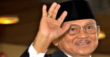 Jenazah BJ Habibie Tiba di  Rumah Duka di Patra Kuningan Jakarta