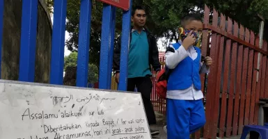 Asap Karlahut Selimuti Pekanbaru, Anak TK Pulang Cepat