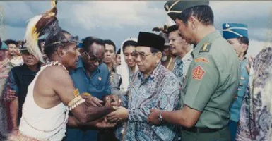 Cerita Tetua Adat Papua yang Berdialog dengan Arwah Gus Dur