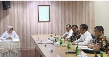 Ini Alasan Jokowi Hanya 2 Menit Bicara Tanggapi PLN Lalu Pergi