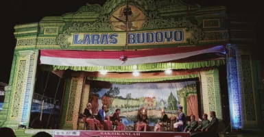 Main Ketoprak di Hari Jadi Jateng, Ganjar Pranowo Tampil Total