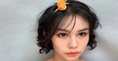 Pemeran Milea Dilan Pamer Tokek di Kepala, Netizen: Berani Amat!