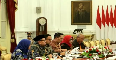 Presiden Jokowi Panggil Anies Baswedan Bereskan Sodetan Ciliwung