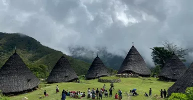 Iwan Fals Bikin Video Klip Single di Desa Terindah di Dunia