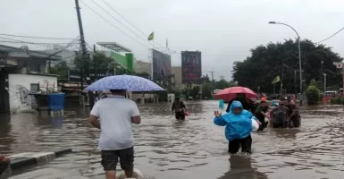 Panduan BNPB: 7 Hal Ini Wajib Kamu Lakukan saat Terjadi Banjir