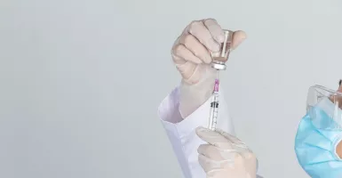 5 Mitos Menyesatkan Seputar Vaksin, Masyarakat Harus Tahu