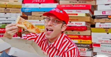 Unik, Ada Pria yang Hobi Koleksi Kotak Pizza