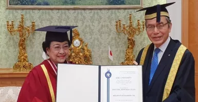 Megawati Raih Gelar Doktor Honoris Causa Universitas Soka Jepang