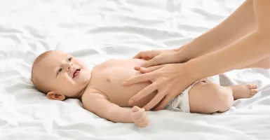 Tak Disangka Massage Bayi Manfaatnya Sebesar ini