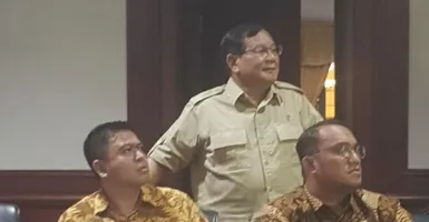 Diskusi dengan Prabowo Subianto Ngeri-Ngeri Sedap