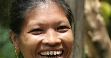 Tanpa Skincare! Rahasia Cantik Wanita Suku Mentawai Bikin Linu