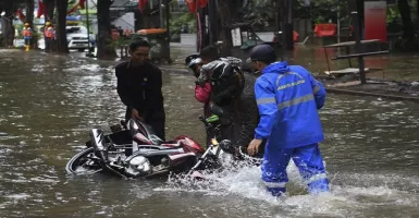 Politisi PDIP Sebut Pemprov DKI Payah Atasi Banjir Jakarta