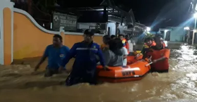 Sejumlah Wilayah Jakarta Banjir Akibat Hujan Deras