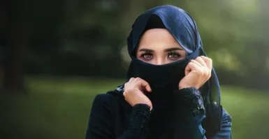 Gerah Pakai Jilbab, Ikuti 3 Cara Sederhana Ini