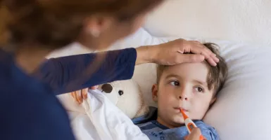 Cara Mudah Mengobati Anak Diare, Silakan Bunda Praktikkan