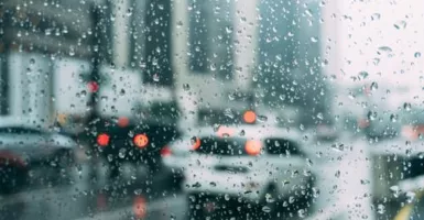 Siap-Siap, BMKG Sebut Jakarta Hujan Lebat Hari Ini