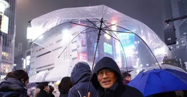 Sandiaga Uno Alay: Ujyan, Nggak Ada Ojyek, Becyek