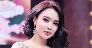 Wika Salim Cari Suami Lagi, Syaratnya Gampang