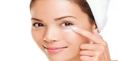 Awas, Jangan Sembarangan Membeli Produk Eye Cream
