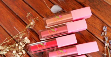 Bibir Merona dengan Lip Cream Sarita Beauty Varian Peach Lotus