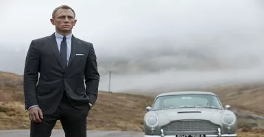 Pemeran James Bond Daniel Craig Pengin Menjadi Superman