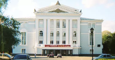 Perm Opera Rusia Batasi Penonton Teater Hanya 1 Orang