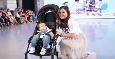 Seru Banget! Tasya Kamila dan Anak Bareng Fashion Show